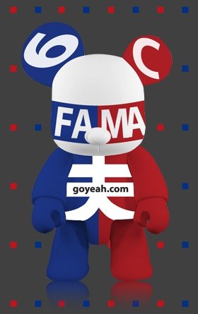 GoYeah x Qee figure by Fama, produced by Toy2R. Front view.
