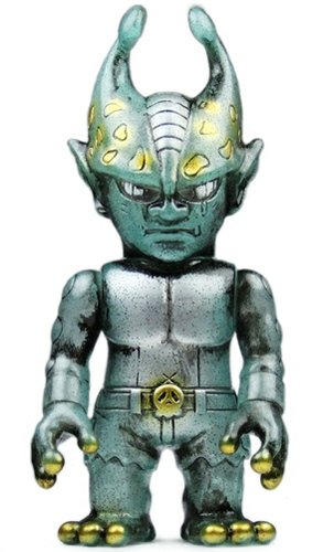 Mutant Evil - Metallic Green figure by Mori Katsura, produced by Realxhead. Front view.