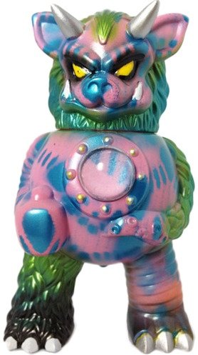 Party Ball (Pink) figure by Paul Kaiju. Front view.