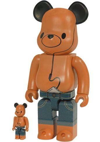 A-nation 04 Be@rbrick, Mid Summer Model 100% & 400% Set  figure by Nagi Noda, produced by Medicom Toy. Front view.