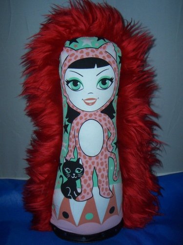 Circus Punk Cheeky Cheetah figure by Lisa Petrucci, produced by Circus Punks. Front view.