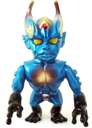 Mirock Evil - Metallic Blue figure by Realxhead X Mirock Toys, produced by Realxhead. Front view.