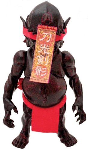 Debris Japan - Smolder, Designer Toy Awards figure by Junnosuke Abe, produced by Restore. Front view.
