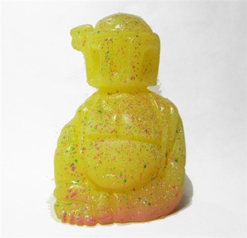 Buddha Fett - Lemon Berry  figure by Scott Kinnebrew, produced by Forces Of Dorkness. Front view.