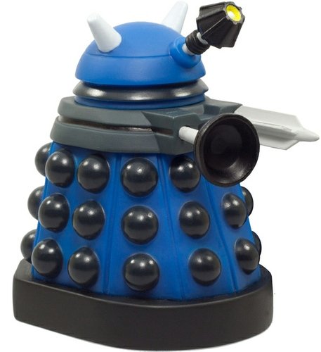Strategist Dalek figure by Matt Jones (Lunartik), produced by Titan Merchandise. Front view.