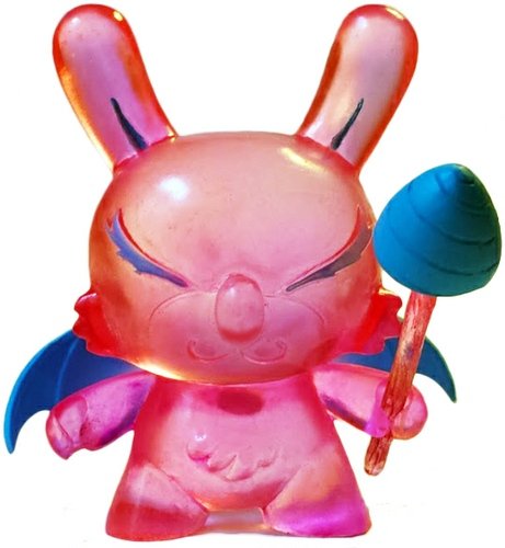 LVL9999 - Pink Jelly figure by Erick Scarecrow. Front view.