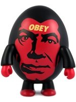 Big Brother figure by Shepard Fairey, produced by Toy2R. Front view.