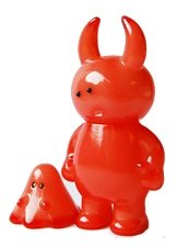 Uamou & Boo - Dazed (Red) figure by Ayako Takagi. Front view.