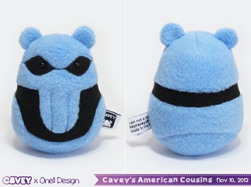 Cavey x Onell Design figure by A Little Stranger. Front view.