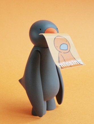 The Missing Ji Ja Bird - Grey figure by Mr. Clement. Front view.