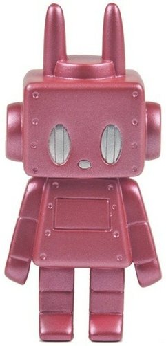 Nut - Pink figure by P.P.Pudding (Gen Kitajima), produced by P.P.Pudding . Front view.