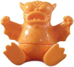 Sitting Mini Greasebat - Creamsicle Orange figure by Jeff Lamm, produced by Monster Worship. Front view.