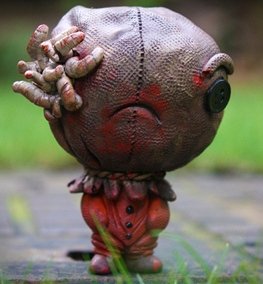 The Grump - Rotten figure by Ume Toys (Richard Page), produced by Ume Toys. Front view.