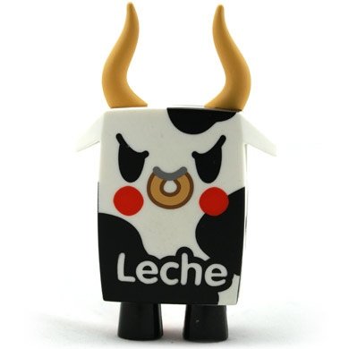 Leche figure by Simone Legno (Tokidoki), produced by Strangeco. Front view.