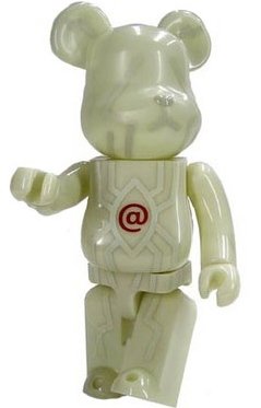 HMV x Pushead (Spider Eye) Be@rbrick 400%  figure by Pushead, produced by Medicom Toy. Front view.