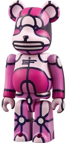 X-LARGE x Flores Be@rbrick - 100% figure by David Flores, produced by Medicom Toy. Front view.