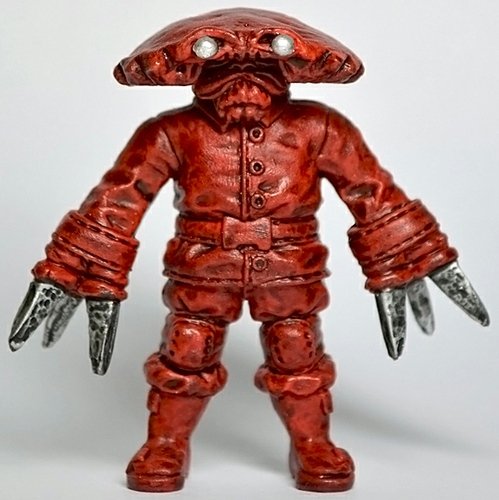 OMFG! Crawdad Kids Toys R Evil Splicer Red Edition figure by Daniel Yu. Front view.