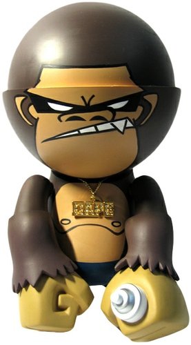 Da Ape 10 figure by Tim Tsui, produced by Play Imaginative. Front view.