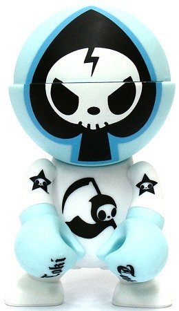 Spades figure by Simone Legno (Tokidoki), produced by Play Imaginative. Front view.