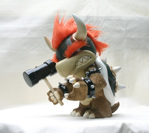 Bowser figure by Megan Smithyman (Mesmithy). Front view.