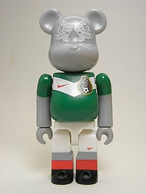 Joga Bonito Be@rbrick - Mexico figure by Nike, produced by Medicom Toy. Front view.