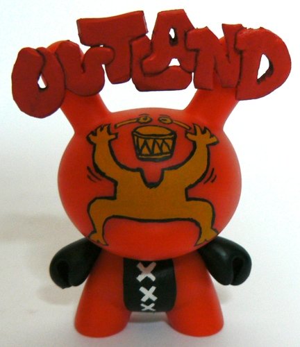 Dunny 3 - Outlander by Reet Neet (R3) figure by Reet Neet (R3), produced by Kidrobot. Front view.