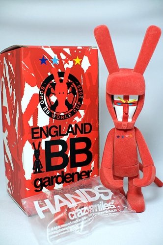 BB England figure by Michael Lau, produced by Crazysmiles. Front view.