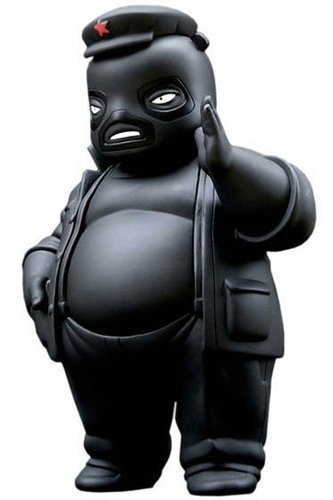 El Panda Black Bean figure by Gobi & Jerry Frissen, produced by Muttpop. Front view.