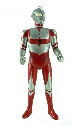 Ultraman Great figure, produced by Bandai. Front view.