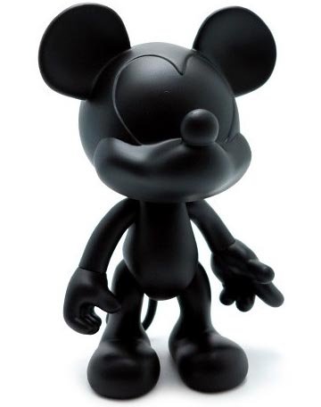 Mickey Mouse - Black figure by Artoyz Originals, produced by Artoyz Originals. Front view.