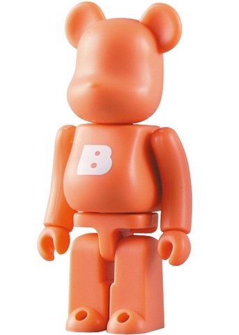 Basic Be@rbrick Series 19 - B figure, produced by Medicom Toy. Front view.