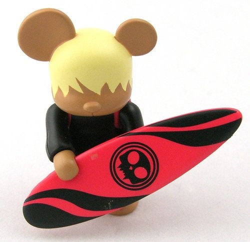 Surf Red Bear figure, produced by Toy2R. Front view.