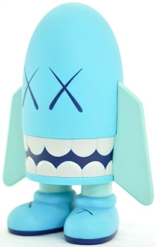 Blitz - Blue figure by Kaws, produced by Medicom Toy. Front view.