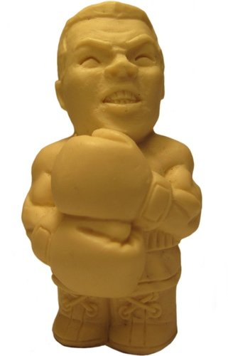 Lil Punchie Unpainted figure by Paul Lepree, produced by Ultra Pop. Front view.
