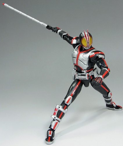S.H.Figuarts Kamen Rider Faiz figure, produced by Bandai. Front view.