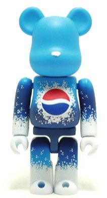 Pepsi Twist Be@rbrick - Blue figure, produced by Medicom Toy. Front view.