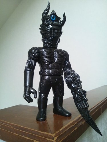 Dragon Bodhisattva figure by Realxhead X Mirock Toys, produced by Realxhead. Front view.
