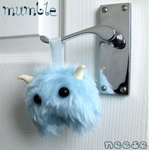 Mumble figure by Neese. Front view.