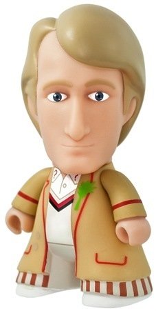 Doctor Who 50th Anniversary - 5th Doctor figure by Matt Jones (Lunartik), produced by Titan Merchandise. Front view.