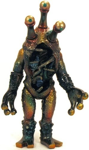 Gold and Green with Guts and Green Eyes  figure by Mark Nagata. Front view.