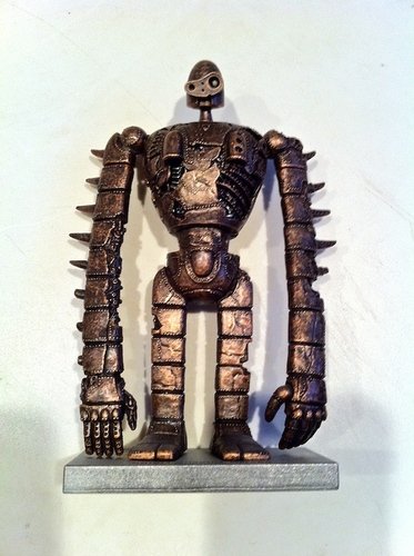 Robot Soldier (Bronze) figure, produced by Nibariki. Front view.