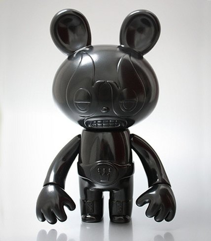 Lucha Bear - S7 Exclusive figure by Itokin Park. Front view.