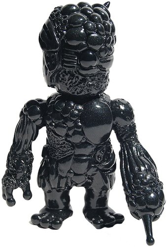 Mutant Chaos - Sparkling Black  figure by Mori Katsura, produced by Realxhead. Front view.