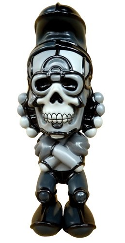 Deathead Smurk - Mono (Mintyfresh Exclusive) figure by David Flores, produced by Blackbook Toy. Front view.