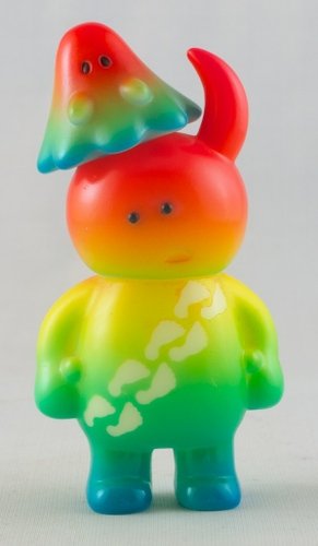 Rainbow and GID Uamou and Boo Angel Abbey Exclusive figure by Ayako Takagi, produced by Uamou. Front view.