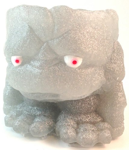 Its Growing On Me - Glittery figure by Motorbot, produced by Deadbear Studios. Front view.
