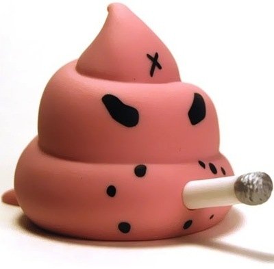 Sho-Po Plop - Pink figure by Frank Kozik, produced by Kidrobot. Front view.