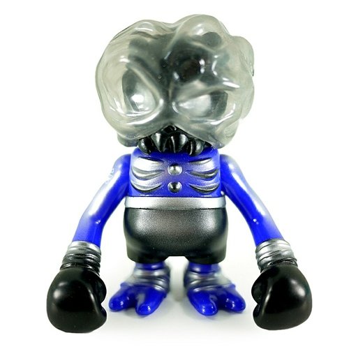 Skull Brain Voodoo Fighter - Blue/Black Ver. figure by Secret Base, produced by Secret Base. Front view.