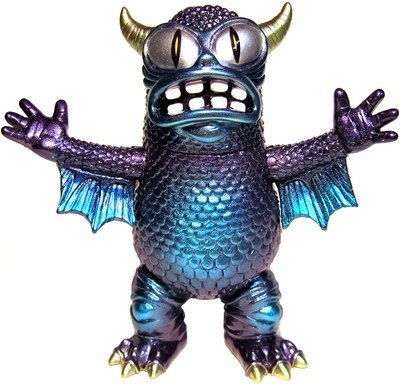 Greasebat Custom D-Lux figure by Jeff Lamm, produced by Monster Worship. Front view.