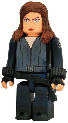 Black Widow Kubrick figure by Marvel, produced by Medicom Toy. Front view.
